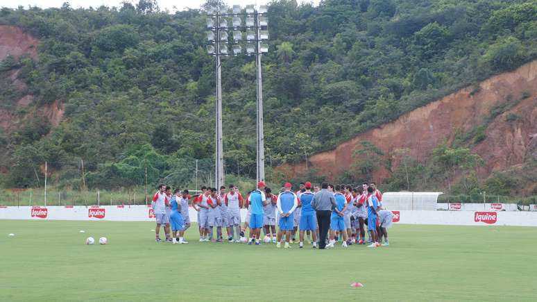 <p>Treinador do Náutico poupou seus principais atletas para final do Pernambucano</p>