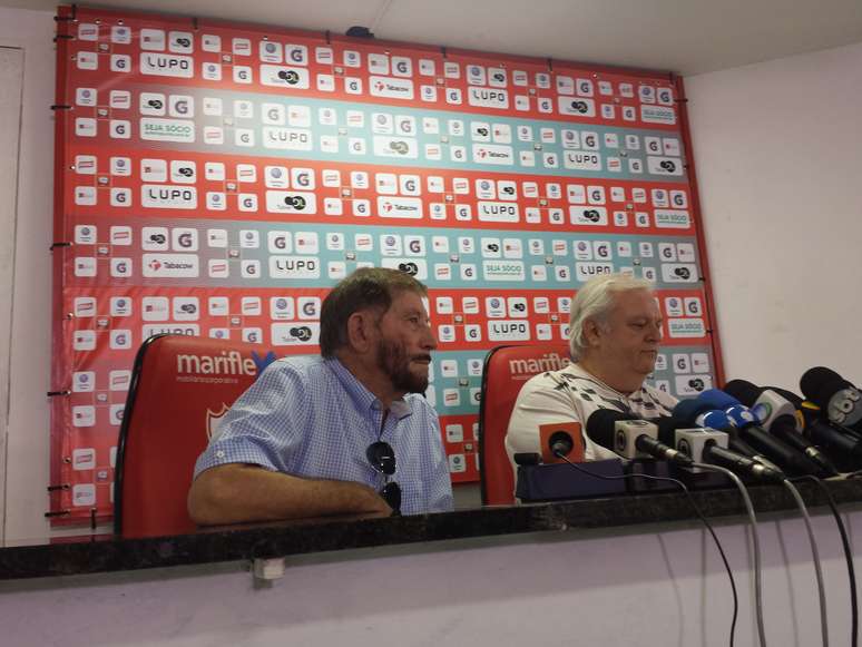 Ilídio Lico (à esquerda) e José Luiz Ferreira de Almeida falaram neste sábado