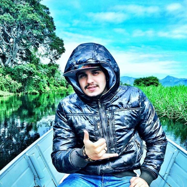 Luan Santana foi descansar no Pantanal