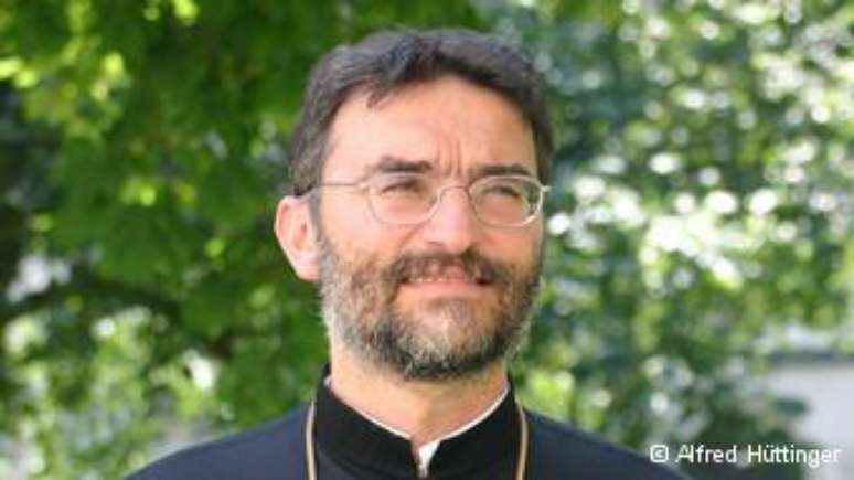 <p>Monge Marianus Bieber: P&aacute;scoa simboliza vida eterna</p>