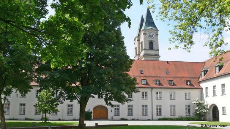 <p>Mosteiro de São Maurício e São Nicolau, no leste da Baviera</p>