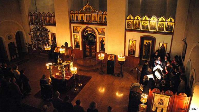 <p>A antecessora hist&oacute;rica da P&aacute;scoa crist&atilde; &eacute; o Pessach, a Festa da Liberta&ccedil;&atilde;o judaica. Segundo a tradi&ccedil;&atilde;o, nesse dia os judeus celebram o momento em que Deus libertou seu povo do cativeiro no Egito</p>