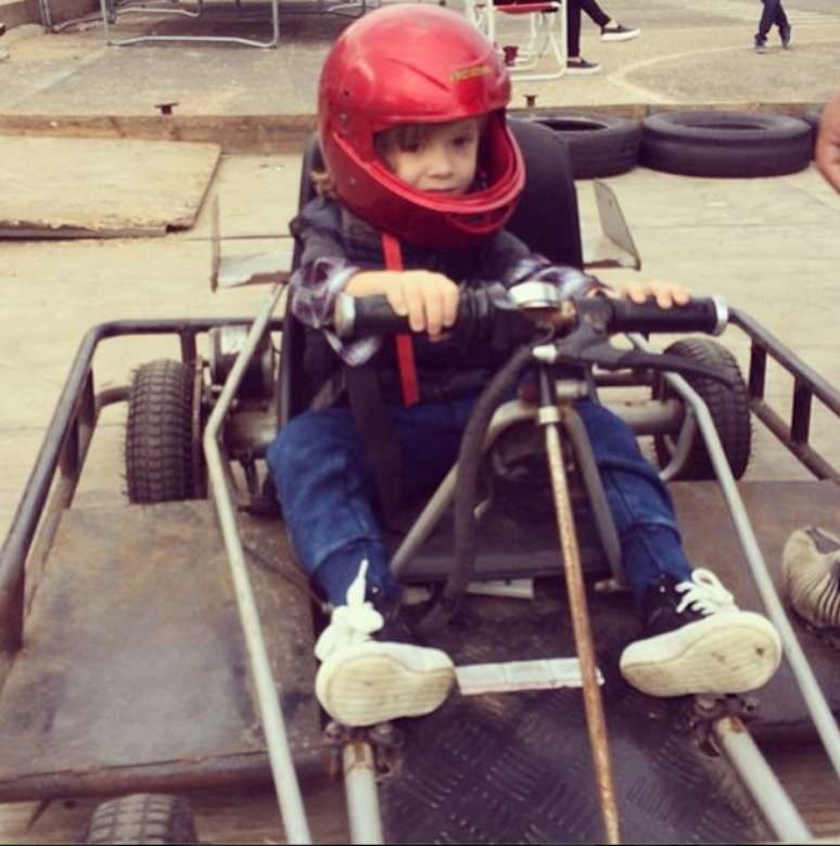 O filho de Adriane Galisteu brincou de Kart