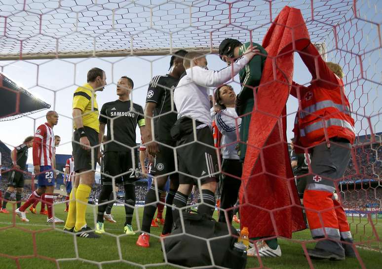 <p>Schwarzer substituiu o lesioando Cech no início do primeiro tempo</p>