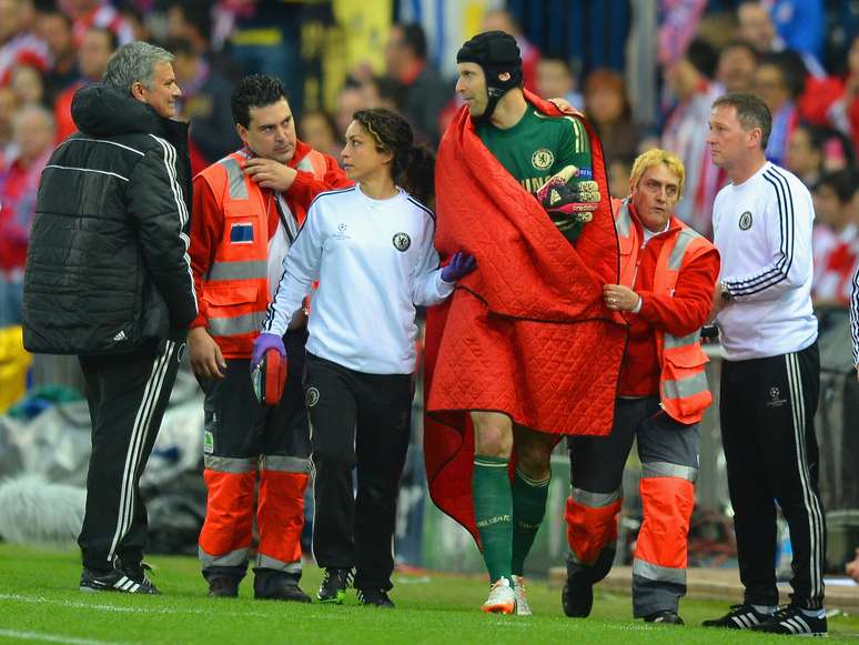 Eva Carneiro teria sido ofendida por Mourinho e acabou demitida do clube