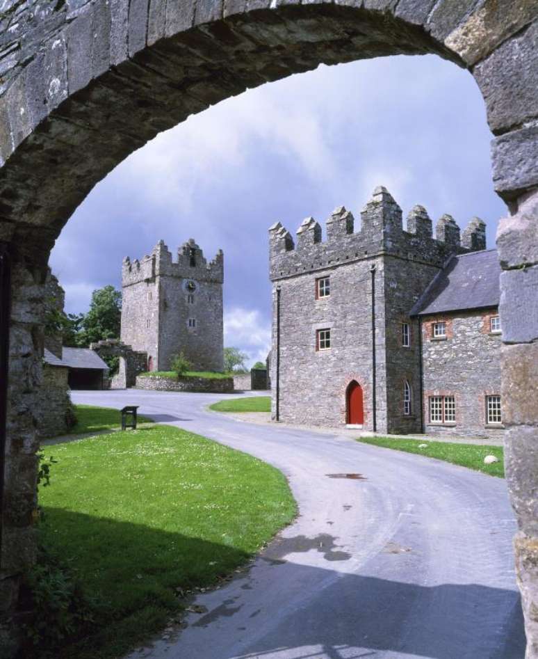 Passageiros poderão conhecer castelos reais usados na série