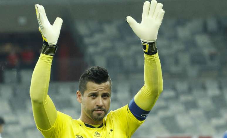 <p>Fábio tem 555 jogos com a camisa do Cruzeiro e está próximo de ser o goleiro que mais defendeu as cores do clube</p>