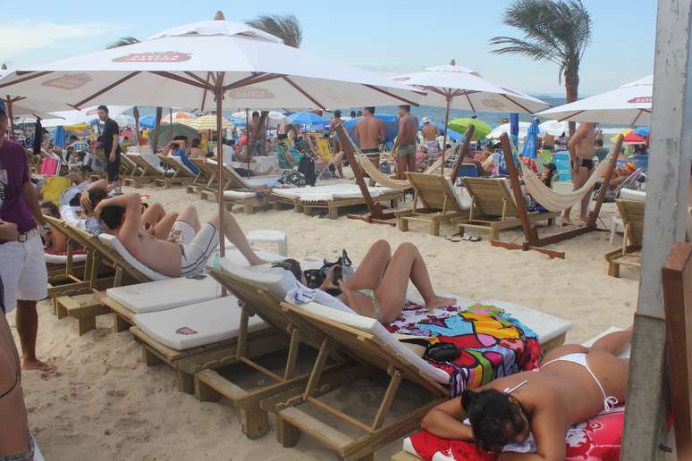 'Beach club' de Jurerê (foto de arquivo), popular e rentável destino turístico envolto em irregularidaes