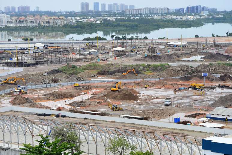 <p>A dois anos dos Jogos, Parque Olímpico segue em obras no Rio de Janeiro</p>