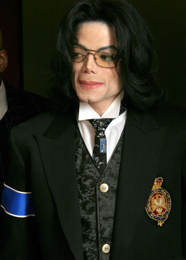 'Lover Never Felt So Good' foi originalmente escrita e gravada por Michael Jackson em 1983