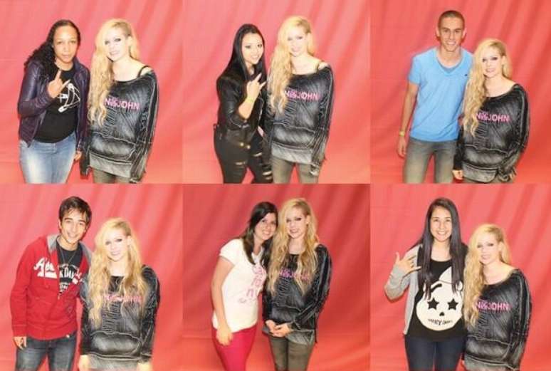 <p>Avril publicou fotos ao lado dos fãs</p>