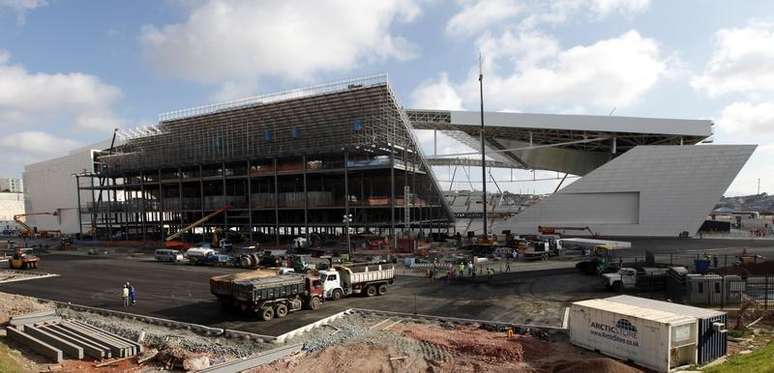 <p>Estádio de São Paulo (foto), Curitiba, Natal e Cuiabá foram apontados como problemas</p>