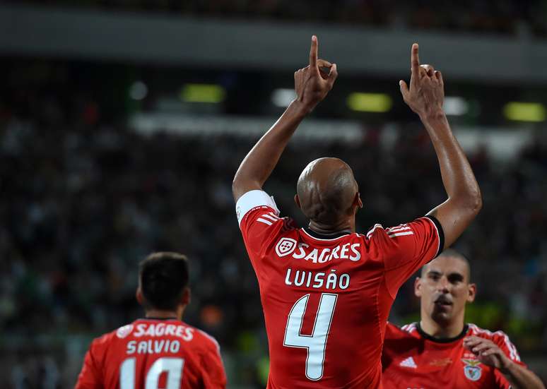 <p>Benfica enfrenta Sevilla visando quebra de tabu de 52 anos</p>