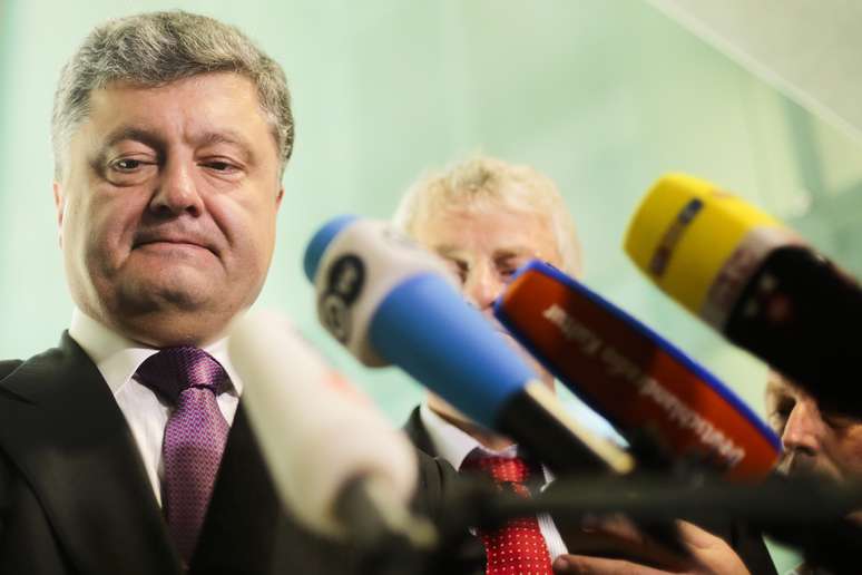 O milionário Petro Poroshenko, candidato às eleições presidenciais ucranianas, defendeu nesta quarta-feira em Berlim a utilização da força contra os separatistas pró-russos