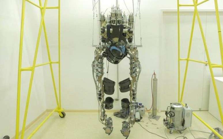 Bateria da tecnologia permite que exoesqueleto seja usado por duas horas