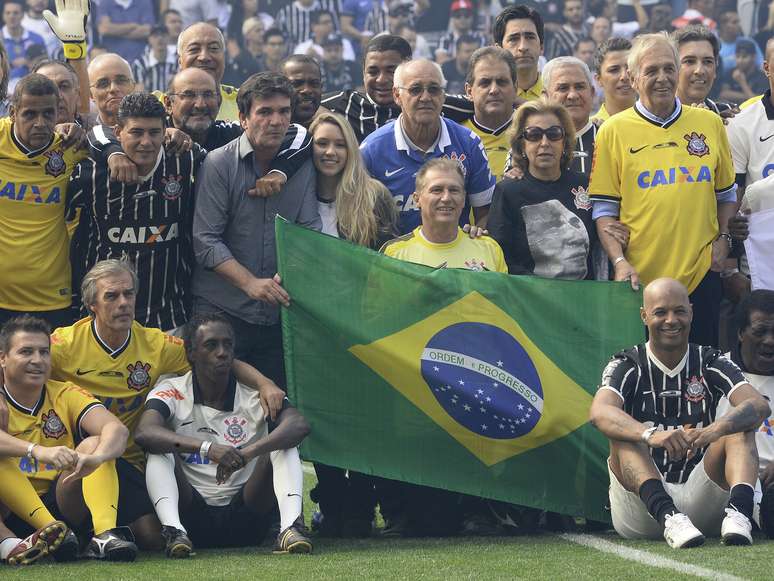 <p>Seis jogos contaram com jogadores e ex-jogadores, divididos em três times</p>