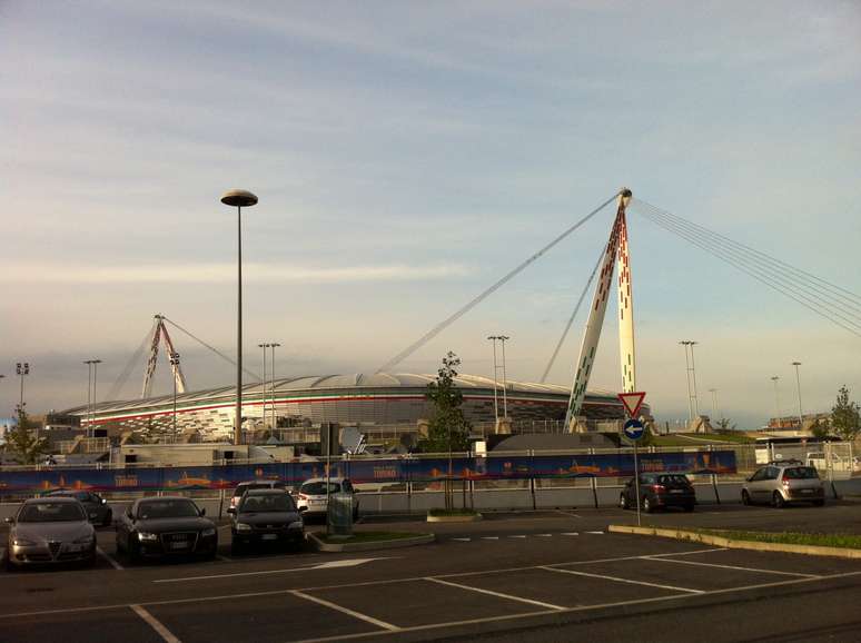 Um torcedor disse que, se a Juventus estivesse na final, já haveria barulho e festa no estádio