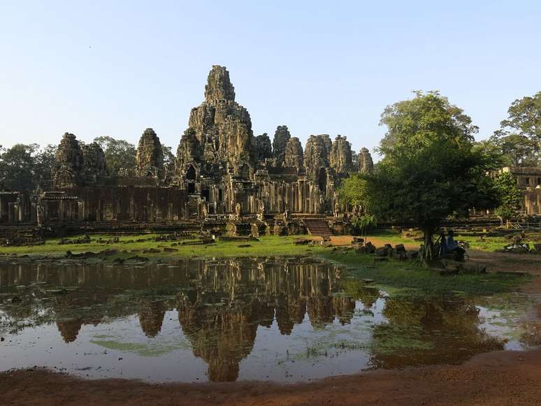 <p>No Camboja, Ásia, Fernanda teve contato com a cultura oriental, mais fechada, o que despertou o poder de percepção dela sobre o que faz as pessoas mais felizes</p>