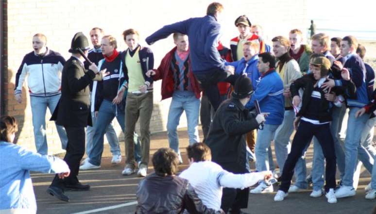 <p>'A Firma' retrata vida de garoto que se enturma com&nbsp;grupo de hooligans</p>