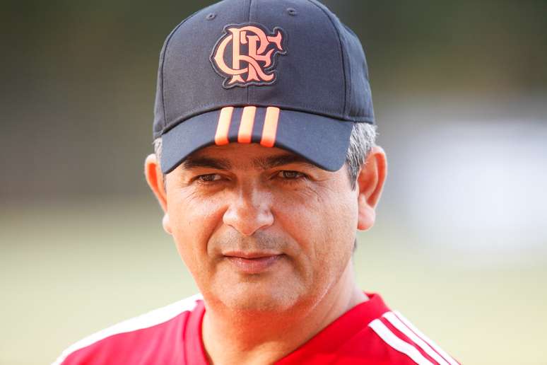 <p>Ney Franco foi contratado para substituir Jayme de Almeida e não conseguiu vtórias no comando do Flamengo</p>