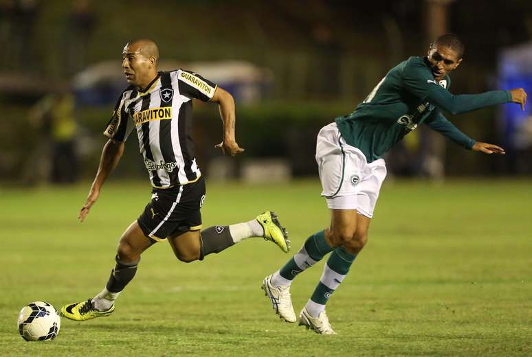 Emerson teve boa atuação, apesar da derrota do Botafogo