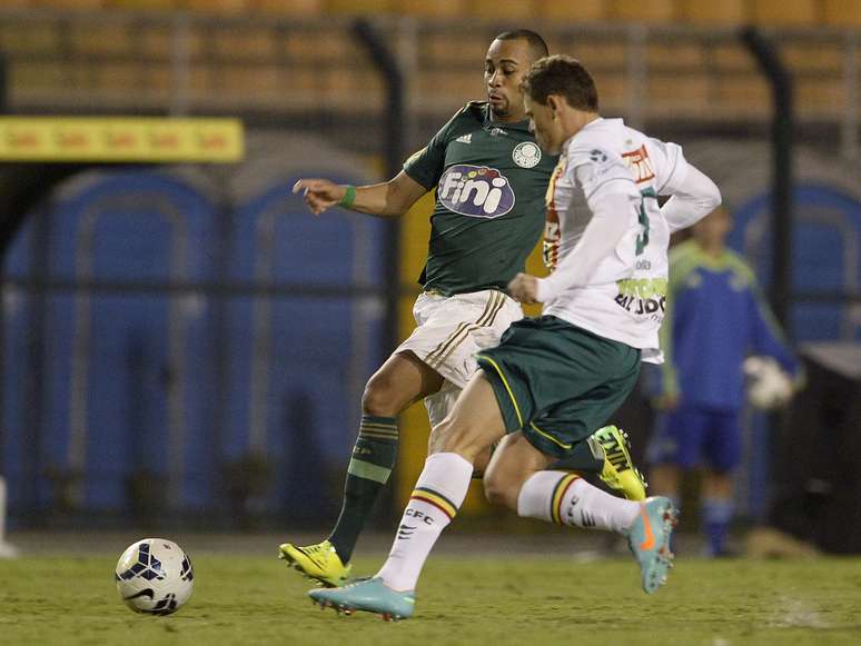 <p>Meia era o jogador mais renomado em campo pelo Palmeiras</p>