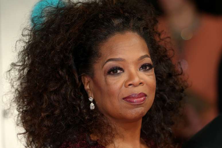 "Just Say Hello", de Oprah, já é um gesto de carinho