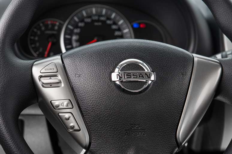 <p>Nissan disse que não houve relatos de acidentes ou ferimentos relacionados ao tema</p>