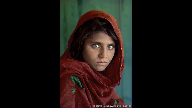 O premiado fotojornalista americano Steve McCurry tem uma relação ímpar com o Afeganistão. Confira registros da exposição 'Steve McCurry: Afghanistan', em cartaz em Londres