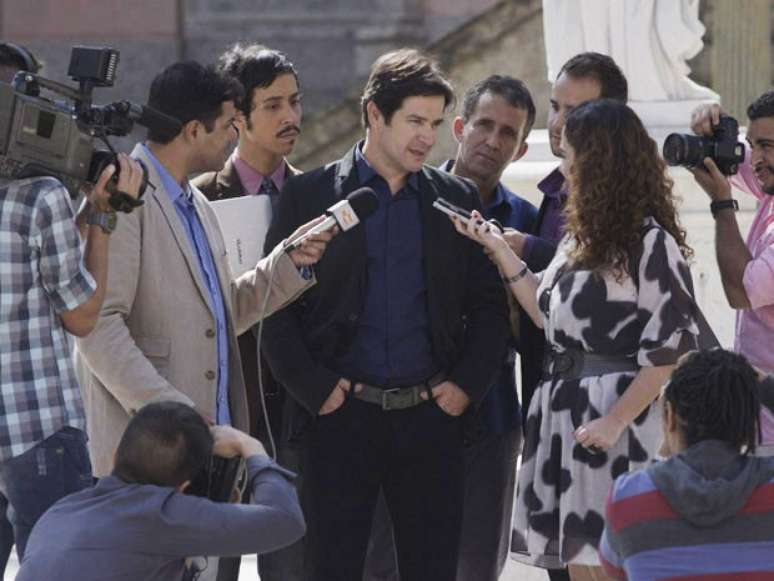 <p>Tratado como celebridade, o magnata em nada lembra um g&ecirc;nio da tecnologia</p>