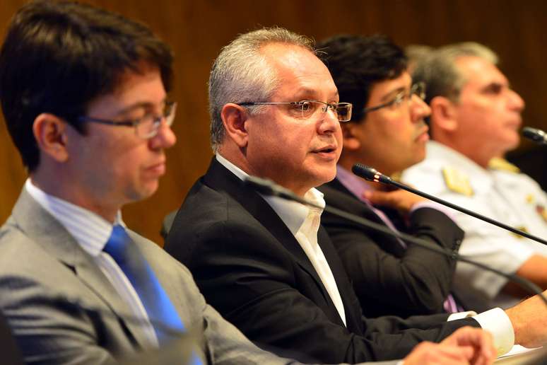 Subsecret&aacute;rio de grandes eventos da secretaria de estado de seguran&ccedil;a do RJ, Roberto Alzir, fala sobre os equipamentos que ser&atilde;o utilizados na seguran&ccedil;a das delega&ccedil;&otilde;es