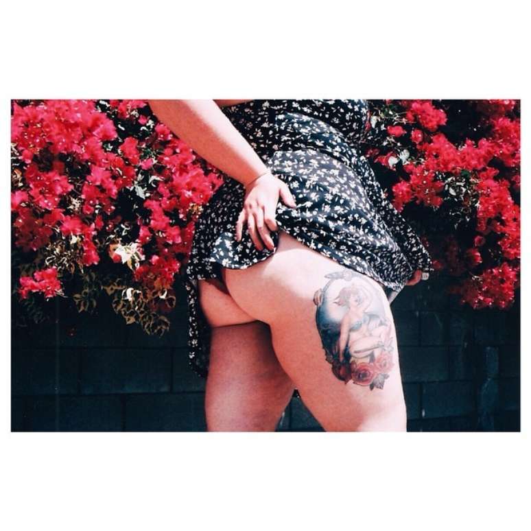 <p>Meghan Tonjes postou uma foto de seu bumbum no Instagram, que removeu a imagem. Ap&oacute;s expressar sua indigna&ccedil;&atilde;o em um v&iacute;deo postado no YouTube, Meghan recuperou a autoriza&ccedil;&atilde;o para publicar a imagem</p>