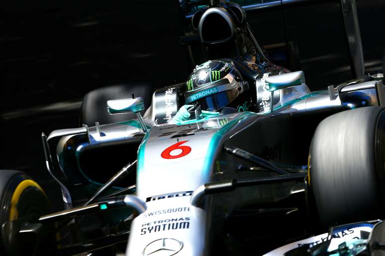 É apenas a segunda pole de Nico Rosberg em 2014; primeira foi no Bahrein