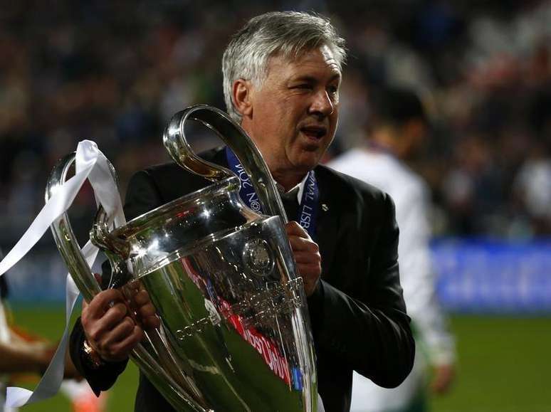 <p>Real Madrid, do t&eacute;cnico Carlo Ancelotti, &eacute; o atual vencedor da Liga dos Campe&otilde;es</p>
