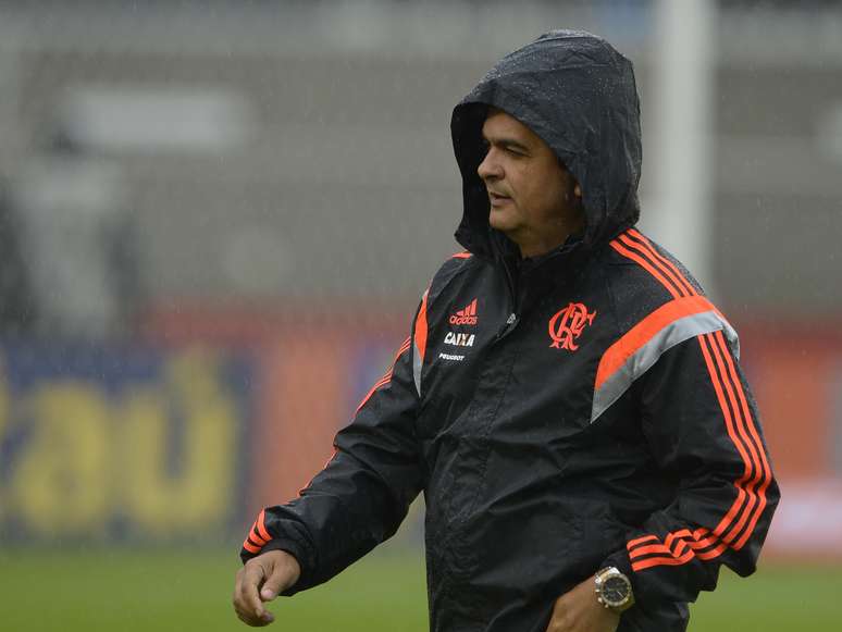 Ney Franco comanda Flamengo no Morumbi