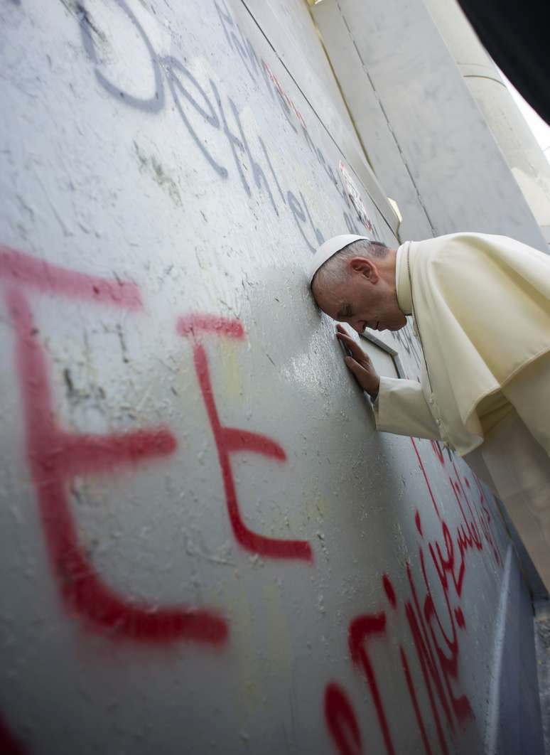 <p>O Pont&iacute;fice chamou o impasse envolvendo Israel e Palestina de inaceit&aacute;vel</p>