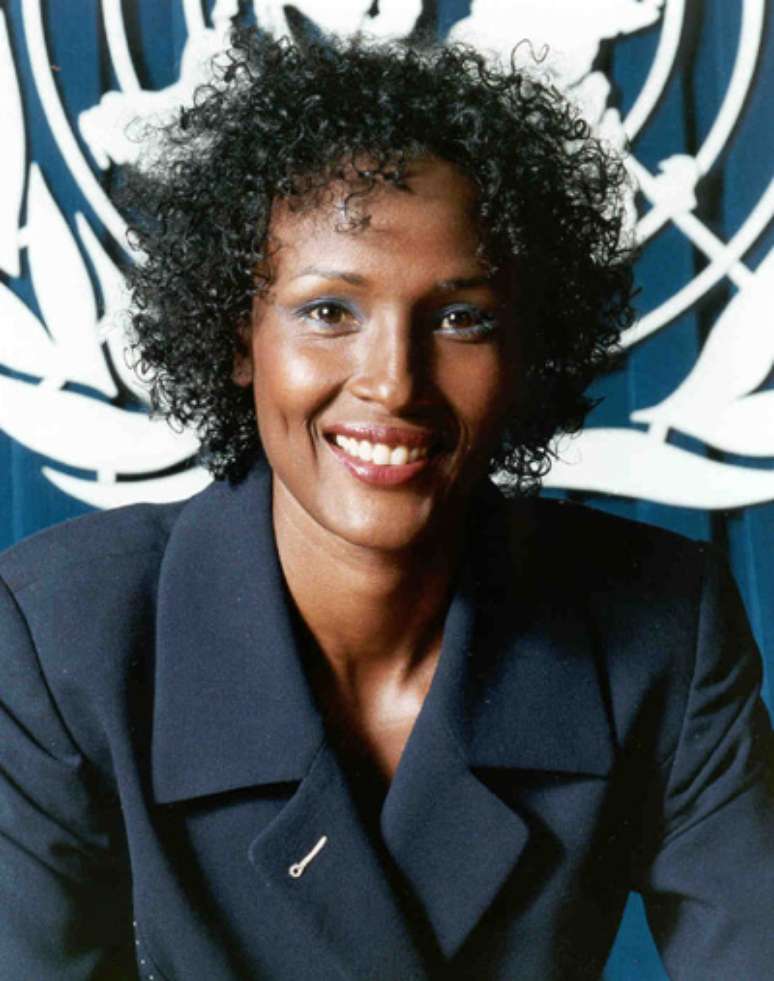 <p>Waris Dirie foi convidada a ser embaixadora especial da ONU contra a prática de mutilação de meninas</p>