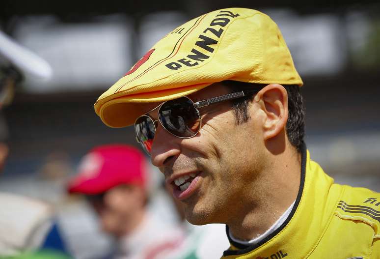 <p>Helio Castroneves lamenta cancelamento de prova da Fórmula Indy</p>