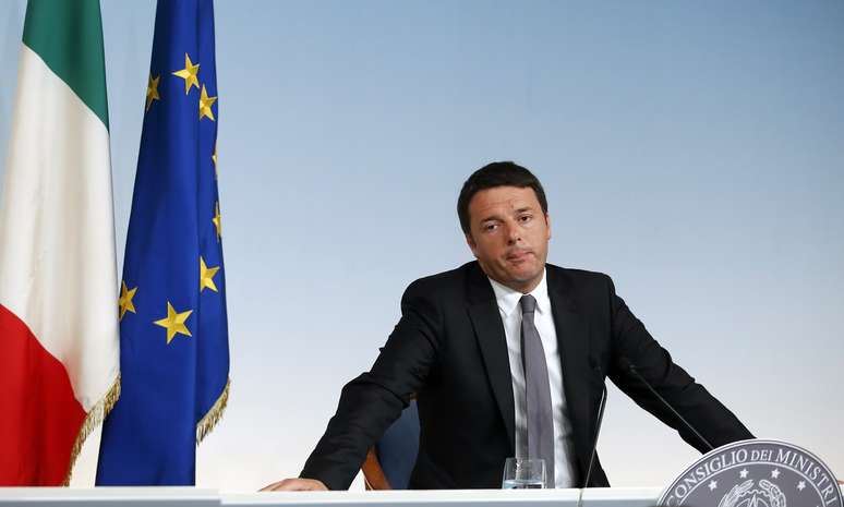 <p>Primeiro-ministro da It&aacute;lia, Matteo Renzi, prometeu pressionar uma revis&atilde;o da pol&iacute;tica da UE para mais &ecirc;nfase no emprego e no crescimento&nbsp;</p>
