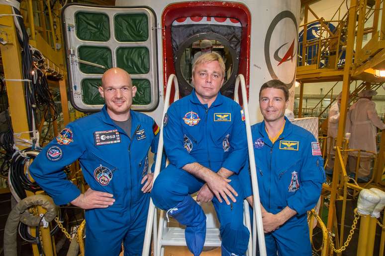 <p>O astronauta da Nasa, Reid Wiseman, o cosmonauta da Agência Federal Espacial da Rússia, Maxim Suraev, e o astronauta da Agência Espacial Europeia, Alexander Gerst, estão prontos para o lançamento na nave espacial Soyuz TMA-13M </p>