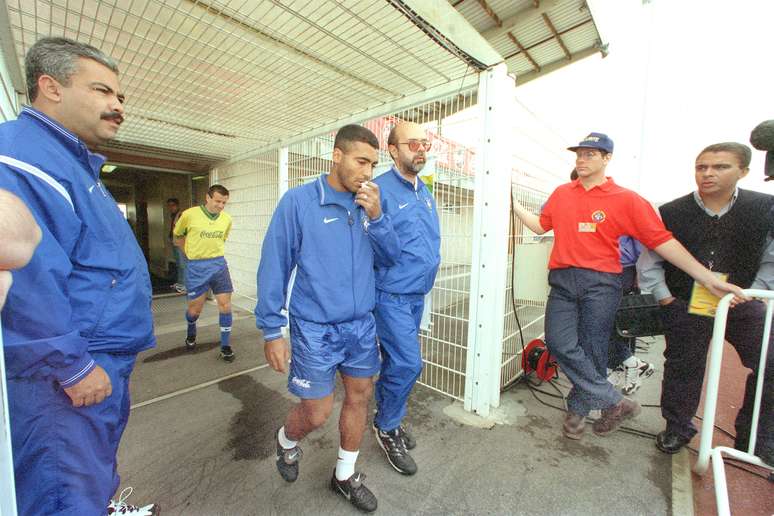 Romário sofreu corte traumático na Copa de 98