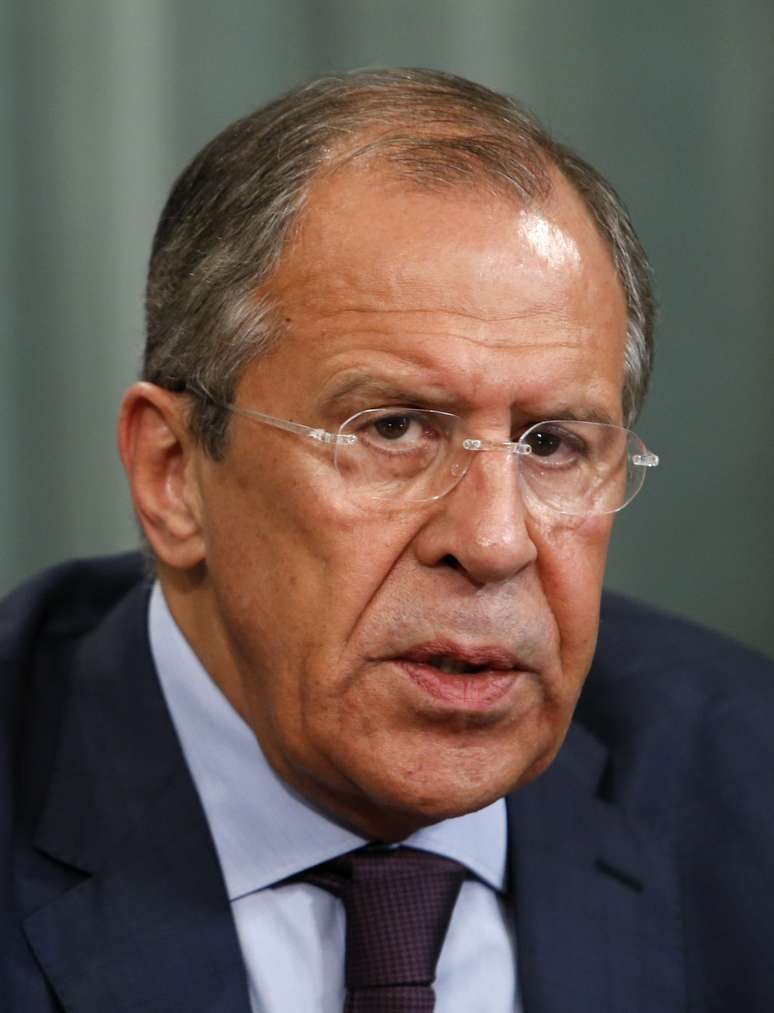 <p>Ministro de Relações Exteriores da Rússia, Sergei Lavrov, participa de uma coletiva de imprensa após encontro com seu homólogo da Argentina, Hector Timerman, em Moscou, em 28 de maio</p>