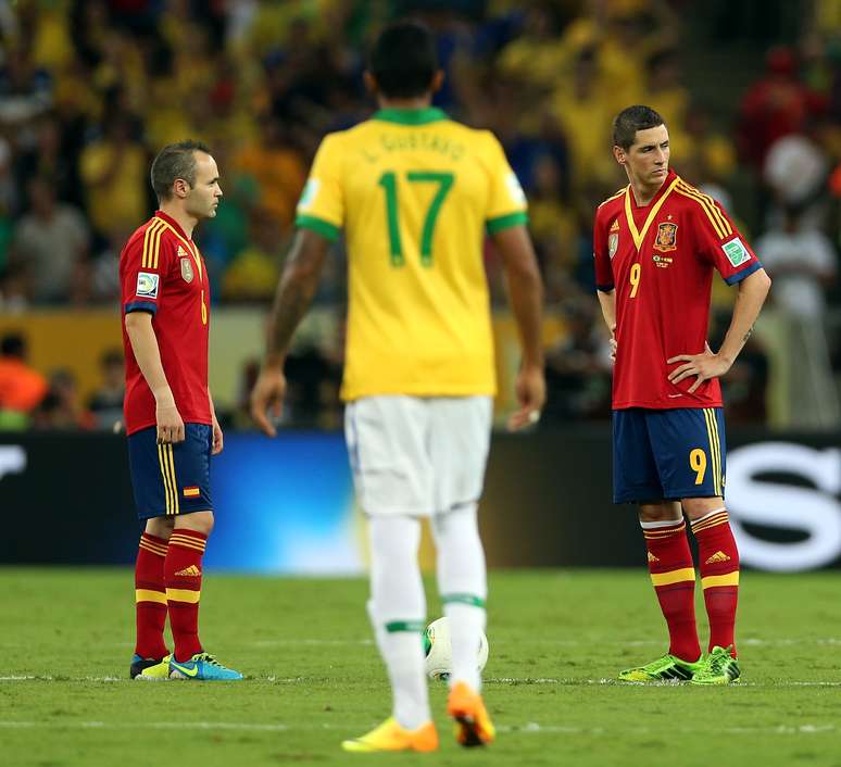 Espanha caiu para o Brasil por 3 a 0 na final da Copa das Confederações