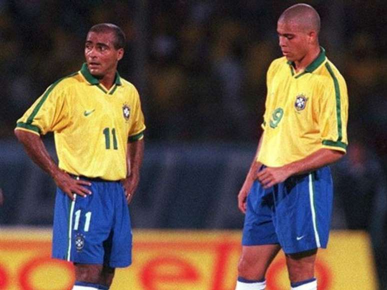 Atuais desafetos, Romário e Ronaldo foram companheiros de Seleção Brasileira
