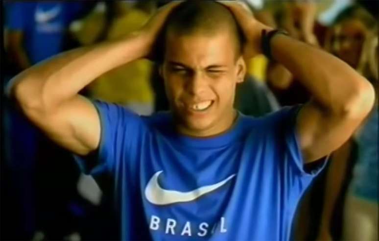Ronaldo em 1998 já era ícone comercial pelo mundo, mais até que Neymar