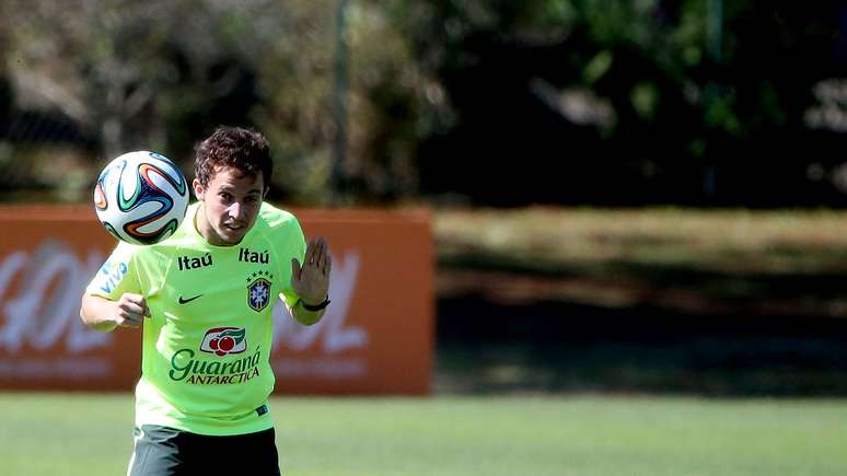 <p>Bernard n&atilde;o deve voltar &agrave; Ucr&acirc;nia ap&oacute;s a Copa</p>