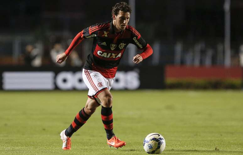 <p>Elano n&atilde;o &eacute; bem visto pelo Flamengo nem pelo Gr&ecirc;mio</p>