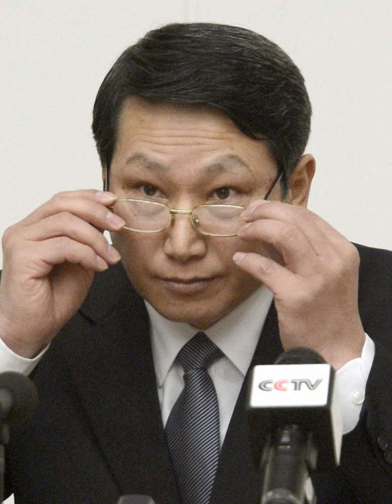 <p>Mission&aacute;rio sul-coreano&nbsp;Kim Jong Uk, participa de uma&nbsp;entrevista coletiva em Pyongyang, em 27 de fevereiro</p>