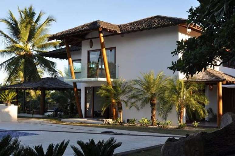 <p>Ministério Público da Bahia pode pedir bloqueio de bens dos donos do Campo Bahia</p>