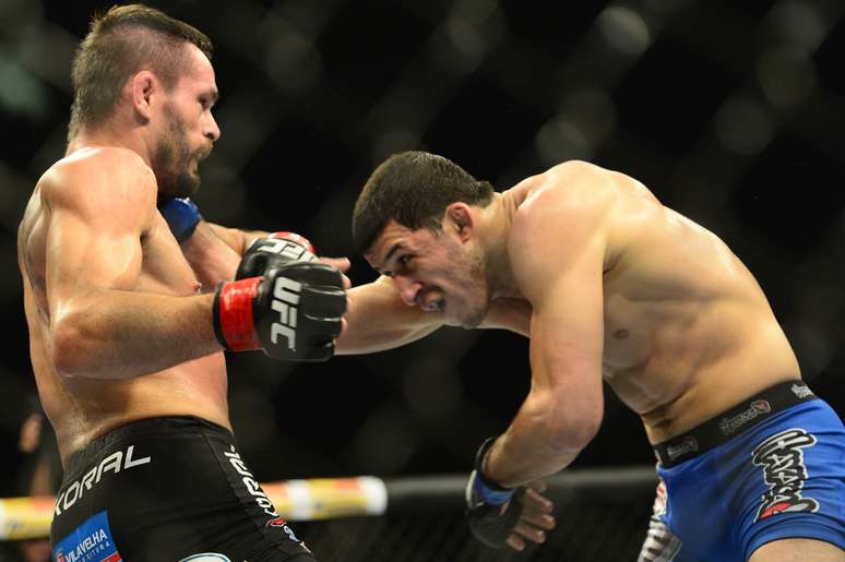 Rodrigo Damm x Rashid Magomedov: vit&oacute;ria russa por decis&atilde;o un&acirc;nime